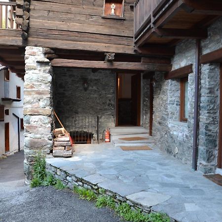 Alle pendici del Monte Rosa Champoluc Exterior foto
